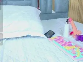 Veronicaroose  live sex cam