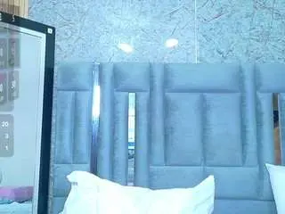 Veronicaroose  live sex cam