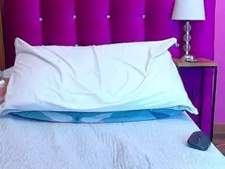 Veronicaroose  live sex cam