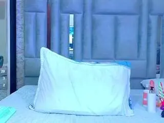 Veronicaroose  live sex cam