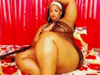 Divinebooty93  live sex cam