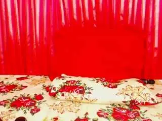 Divinebooty93  live sex cam