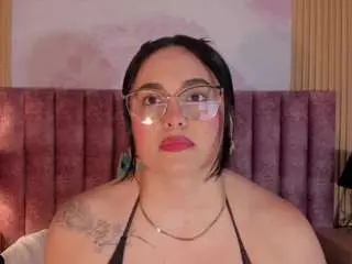 Soffia-carsonn  live sex cam