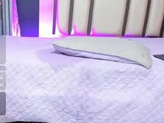 Sofiaaroberts1  live sex cam