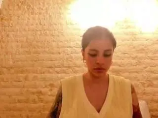 Annie-shine  live sex cam