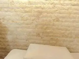 Annie-shine  live sex cam