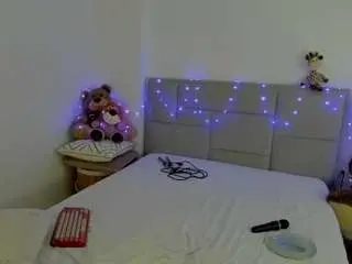 Dayla-love2  live sex cam