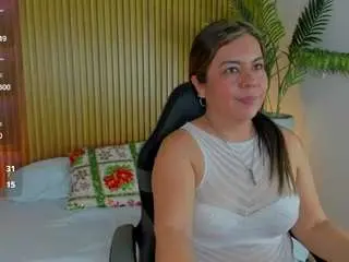 Nahia-13  live sex cam
