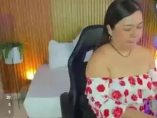 Nahia-13  live sex cam