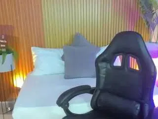 Nahia-13  live sex cam