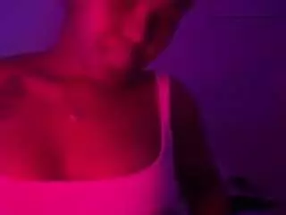 Classsychantellee  live sex cam