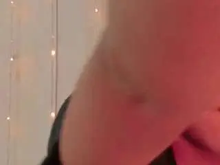 Cute-luna  live sex cam