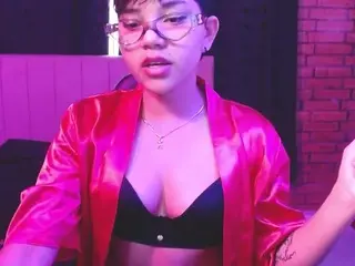 Ise-lunny  live sex cam