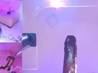 Kittieevaa  live sex cam