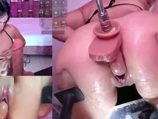 Kittieevaa  live sex cam