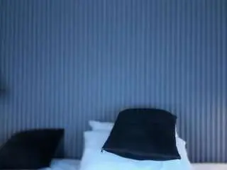 Miacollson  live sex cam
