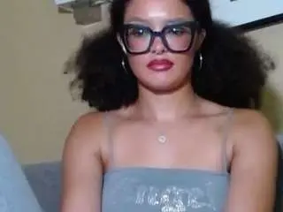 Ambervalxox  live sex cam