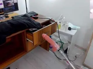 Karlahartley  live sex cam