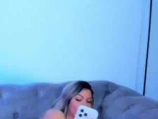 Sarahowens  live sex cam