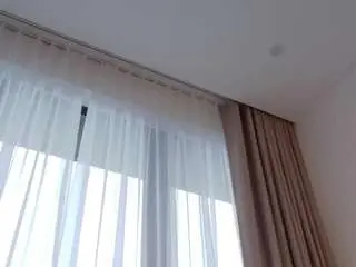 Asiansakura  live sex cam