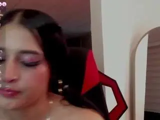 Charrlottegrey  live sex cam