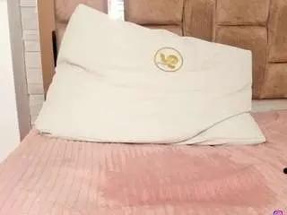 Lilian-starfire  live sex cam