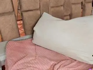 Lilian-starfire  live sex cam