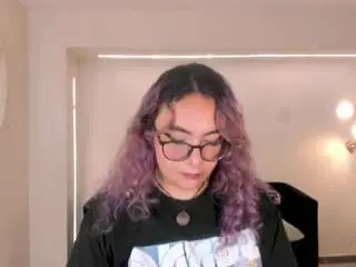 Loiseharper  live sex cam