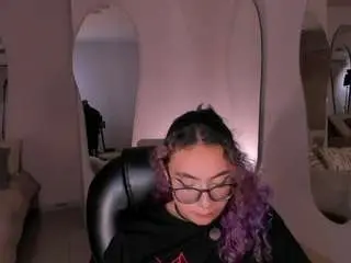 Loiseharper  live sex cam
