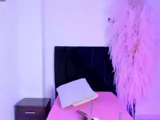 Mara-cookk  live sex cam