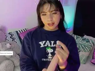 Melany-naa  live sex cam