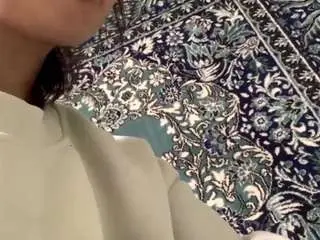 Merimcginnes  live sex cam