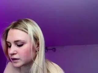 Sofiakenwood  live sex cam