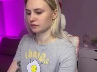 Sofiakenwood  live sex cam