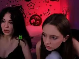 Tiffani-murr  live sex cam