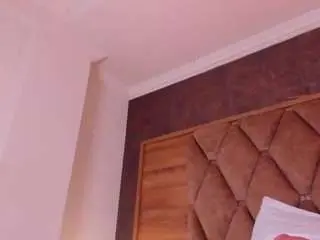 Venus-coleman  live sex cam