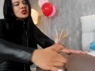 Alanaablue  live sex cam