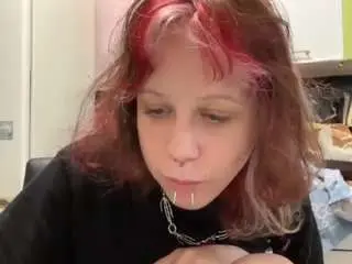 Alysestrawn  live sex cam