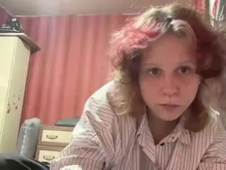 Alysestrawn  live sex cam