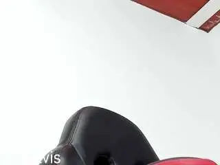 Kloe-squirts  live sex cam