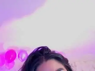 Mariana-tay  live sex cam