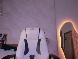 Yukiluna  live sex cam