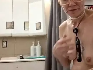 Zenni23  live sex cam