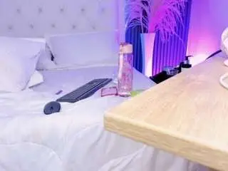 Emilyy01  live sex cam