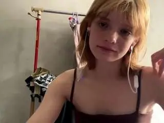 Eustoliawallett  live sex cam