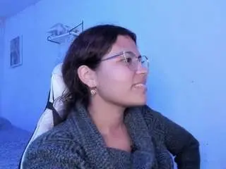 Lady-brownnnn  live sex cam