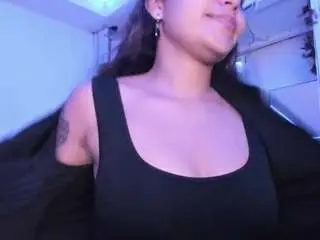 Lady-brownnnn  live sex cam