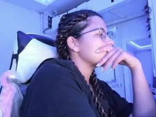Lady-brownnnn  live sex cam