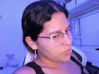 Lady-brownnnn  live sex cam