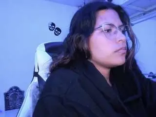 Lady-brownnnn  live sex cam